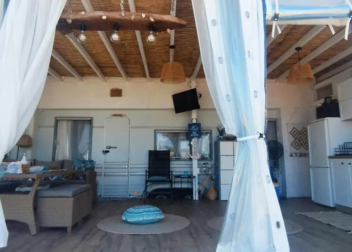 Campsite Caravana The Black Pearl